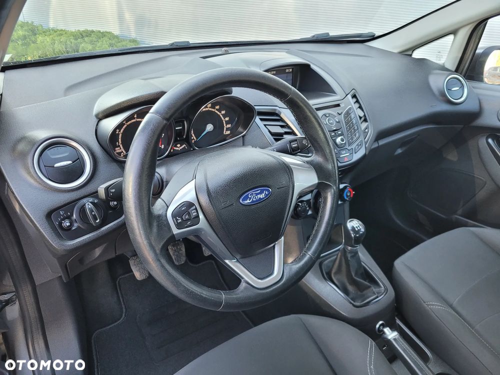 Ford Fiesta - 17