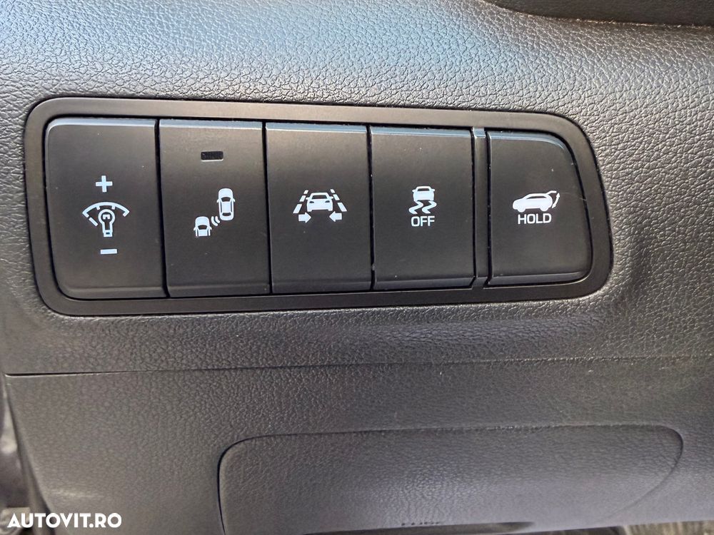 Hyundai Tucson 2.0 CRDI 4WD 6AT Style - 18