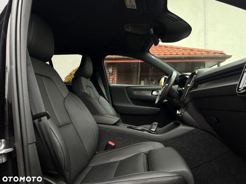 Volvo XC 40 D3 R-Design - 10