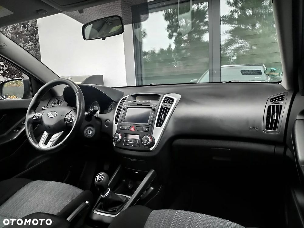Kia ProCeed 1.6 XL - 17