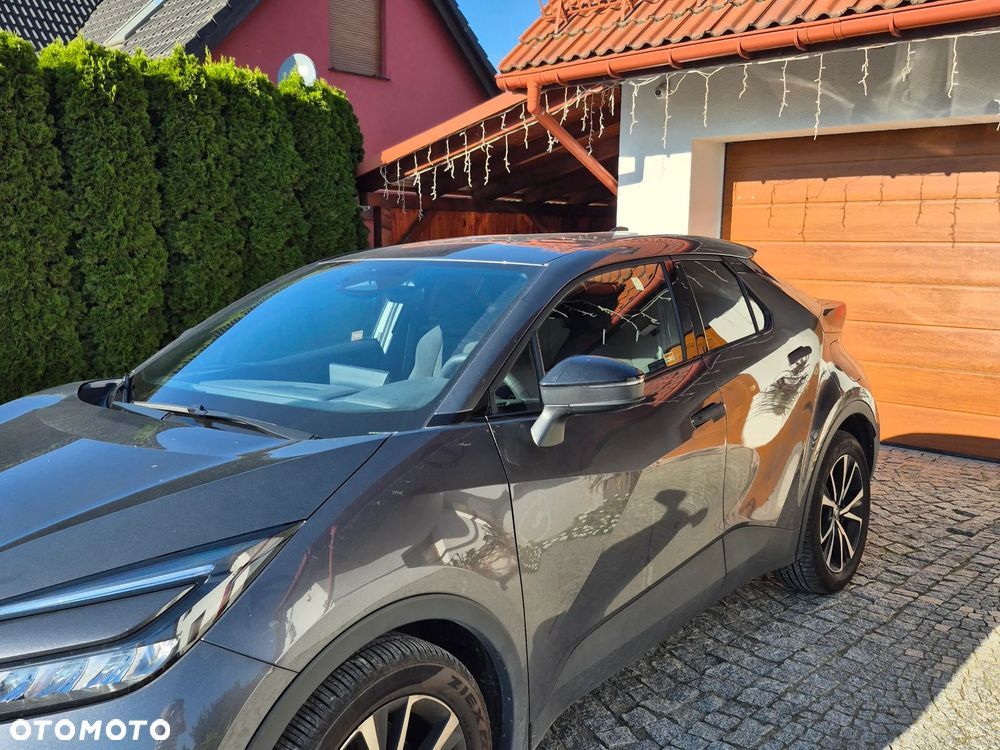 Toyota C-HR 2.0 PHEV Dynamic Force Style - 19