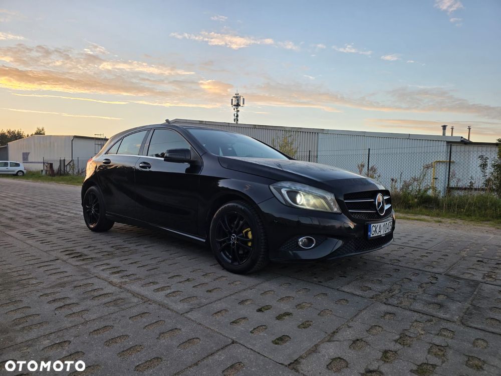 Mercedes-Benz Klasa A 180 CDI BlueEff Edition - 17