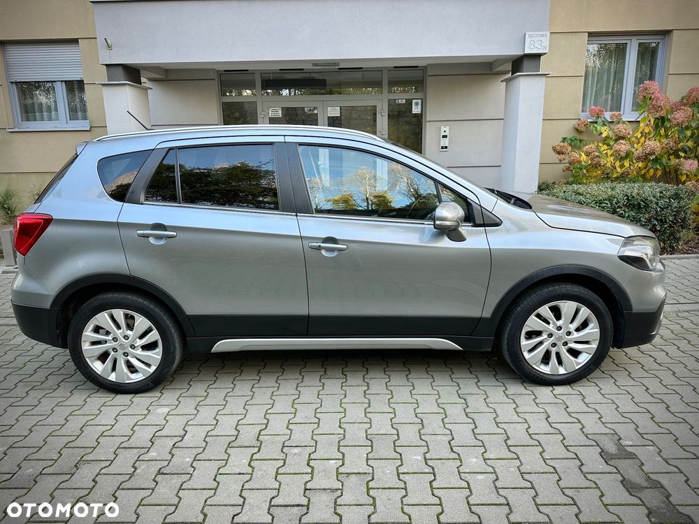 Suzuki SX4 S-Cross 1.4 T Premium 4WD - 28