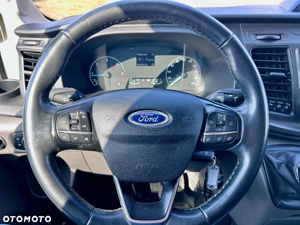 Ford Transit - 18