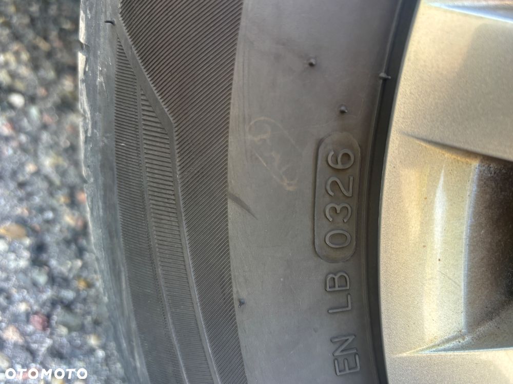 Volkswagen Golf 1.6 Highline - 20