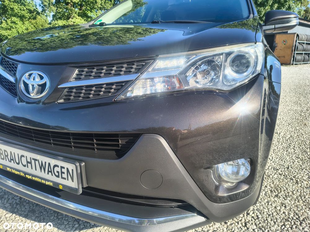 Toyota RAV4 2.2 D-4D 4x4 Automatik Edition - 12