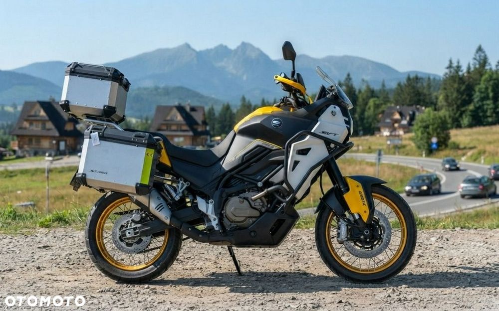 QJMOTOR SVT 650X - 6