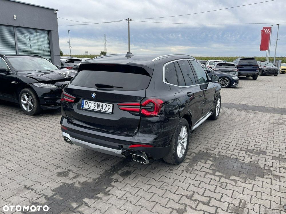 BMW X3 xDrive20d Luxury Line - 3