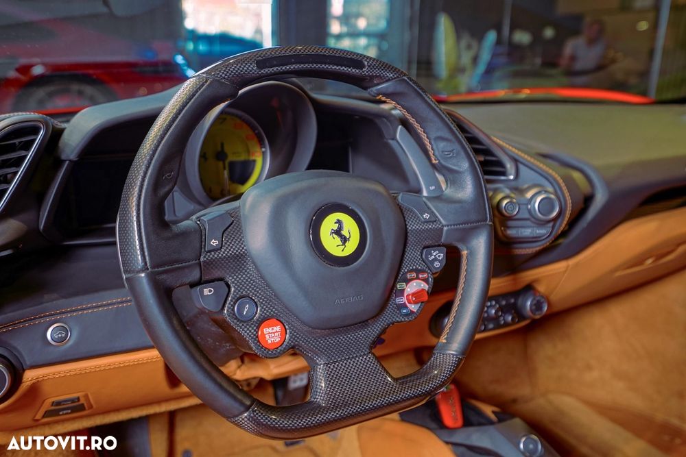 Ferrari 488 GTB - 12