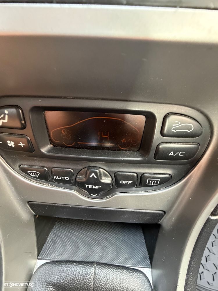 Peugeot 307 1.6 HDi Navtech - 25