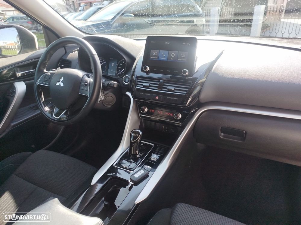 Mitsubishi Eclipse Cross - 24