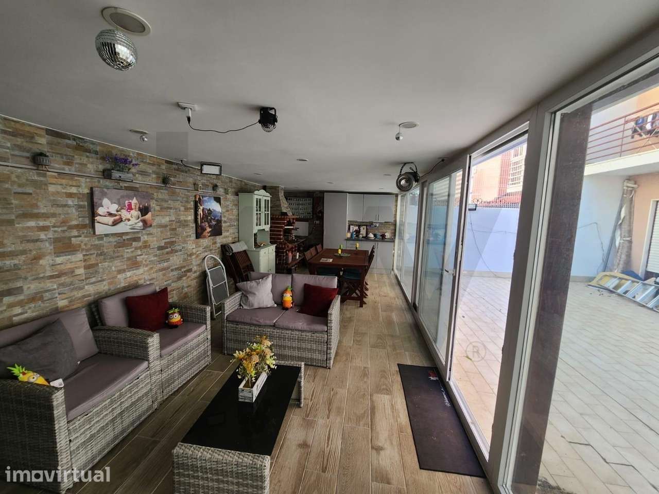 O Apartamento  Único, T4 com Terraço Anexo Acústico e 2 Boxes na Encos - Grande imagem: 4/22