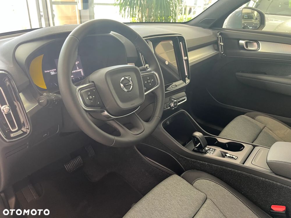 Volvo XC 40 B3 Core - 8
