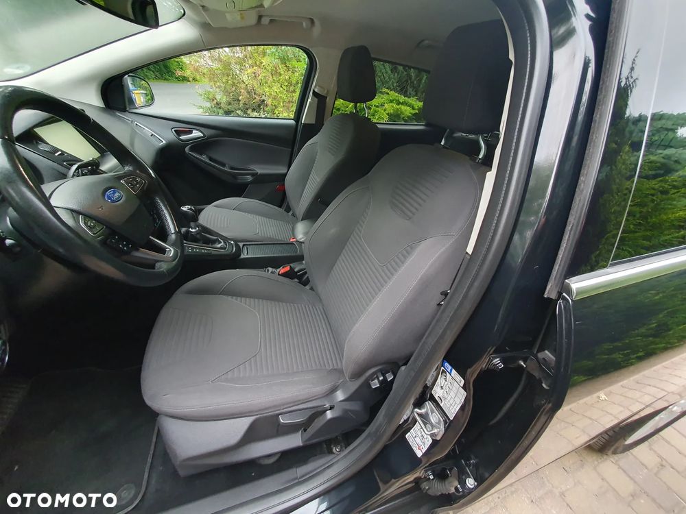 Ford Focus 1.6 TDCi DPF Start-Stopp-System Business - 10