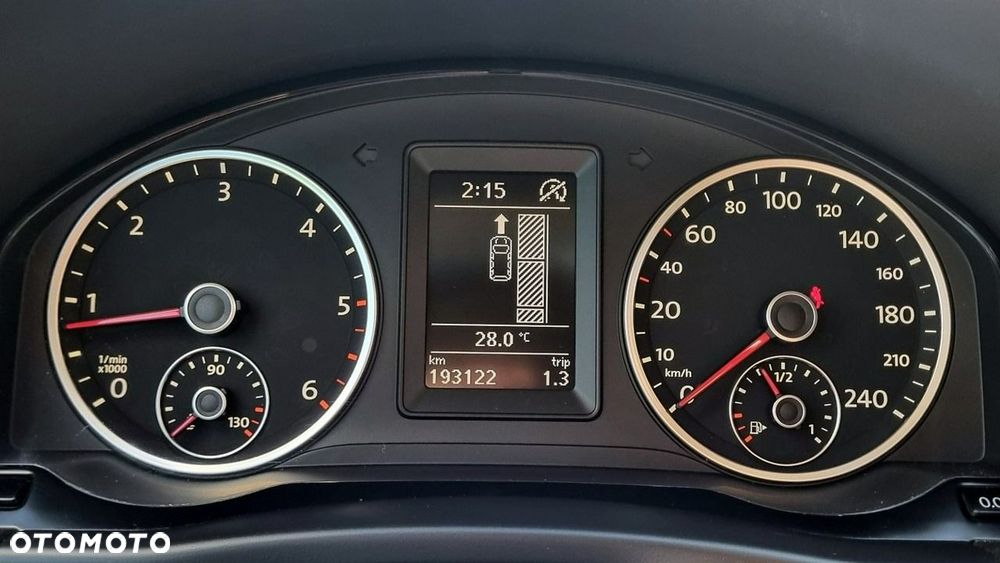 Volkswagen Tiguan - 14