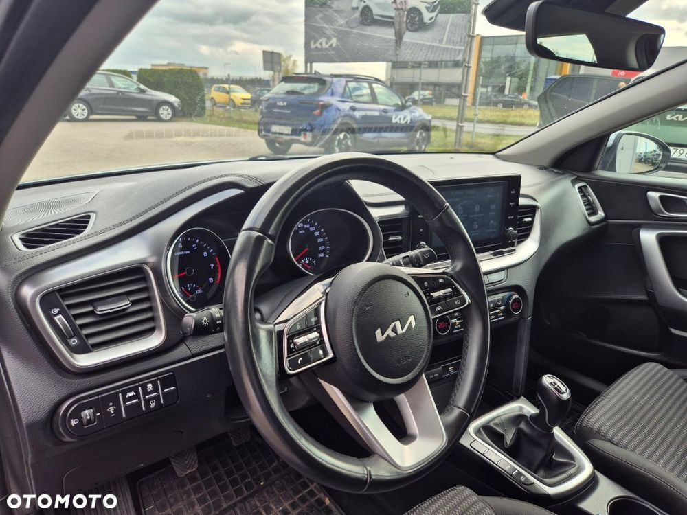 Kia Ceed 1.5 T-GDI M - 18