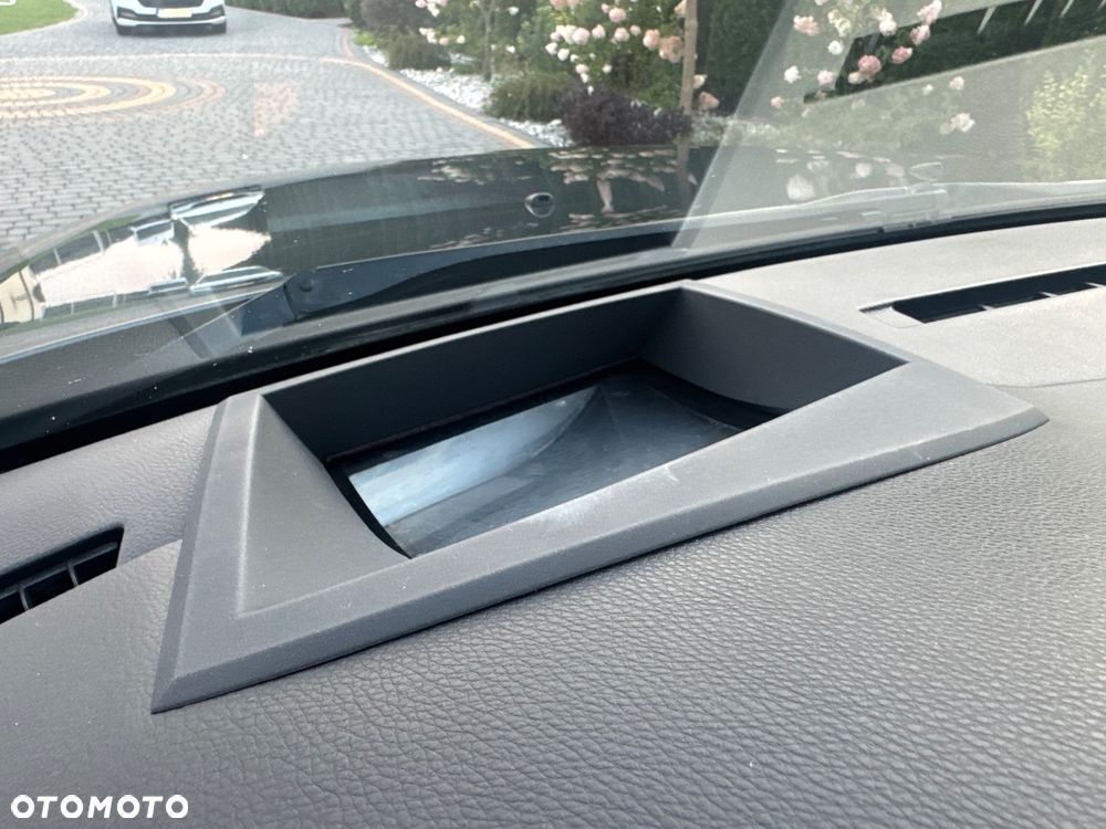 BMW Seria 5 - 33