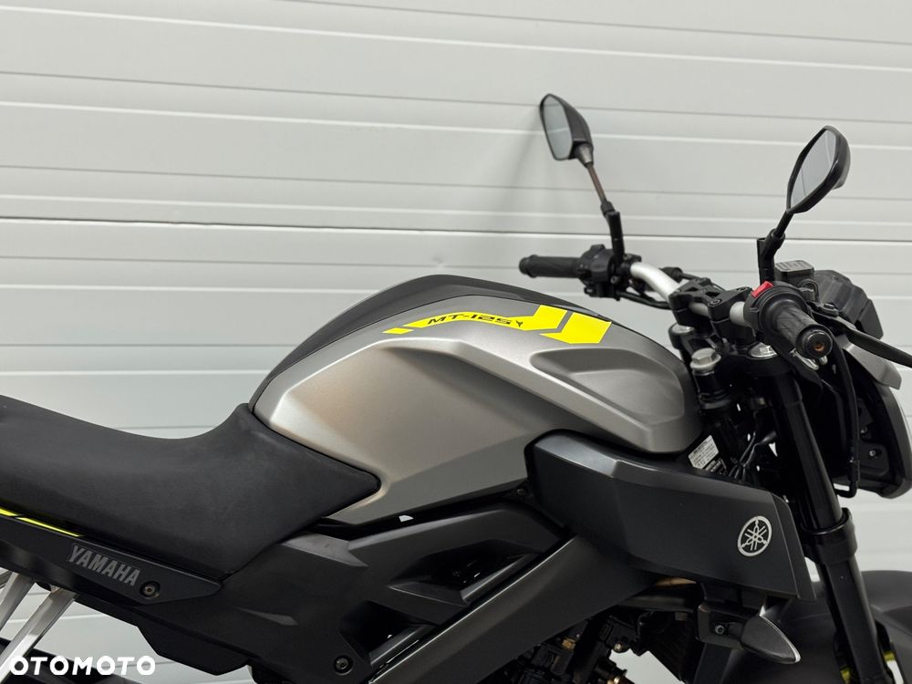 Yamaha MT - 7