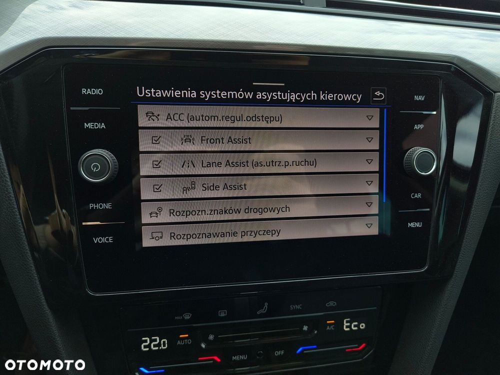Volkswagen Passat - 28
