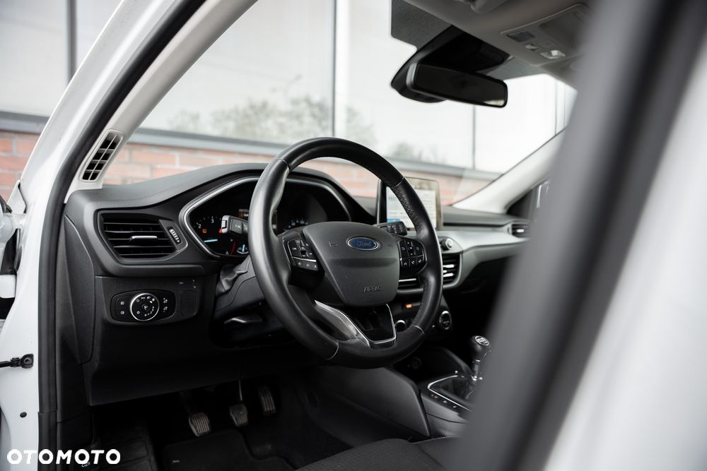 Ford Focus 1.5 EcoBlue STart-Stopp-System TITANIUM - 23