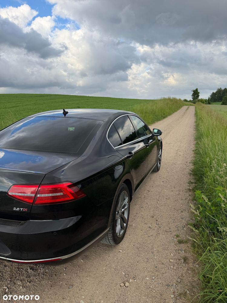 Volkswagen Passat 2.0 TDI BMT Highline DSG - 11