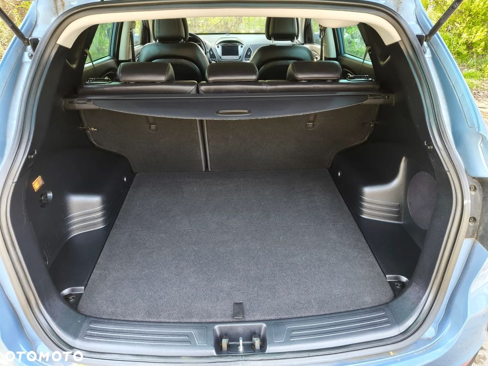 Hyundai ix35 1.6 2WD Fifa World Cup Edition - 29