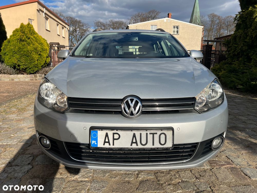 Volkswagen Golf 1.6 TDI DPF Highline - 9