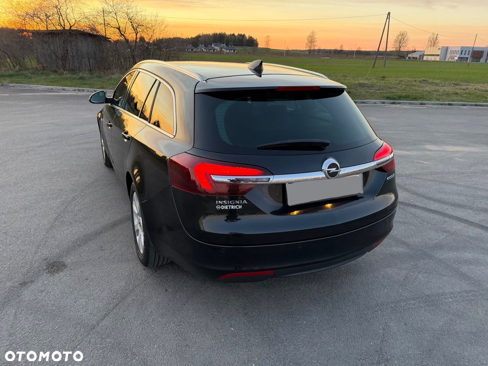 Opel Insignia 1.4 T Executive S&S - 26