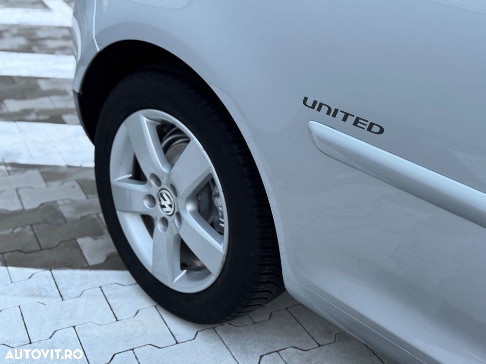 Volkswagen Golf 2.0 TDI DPF DSG United - 16