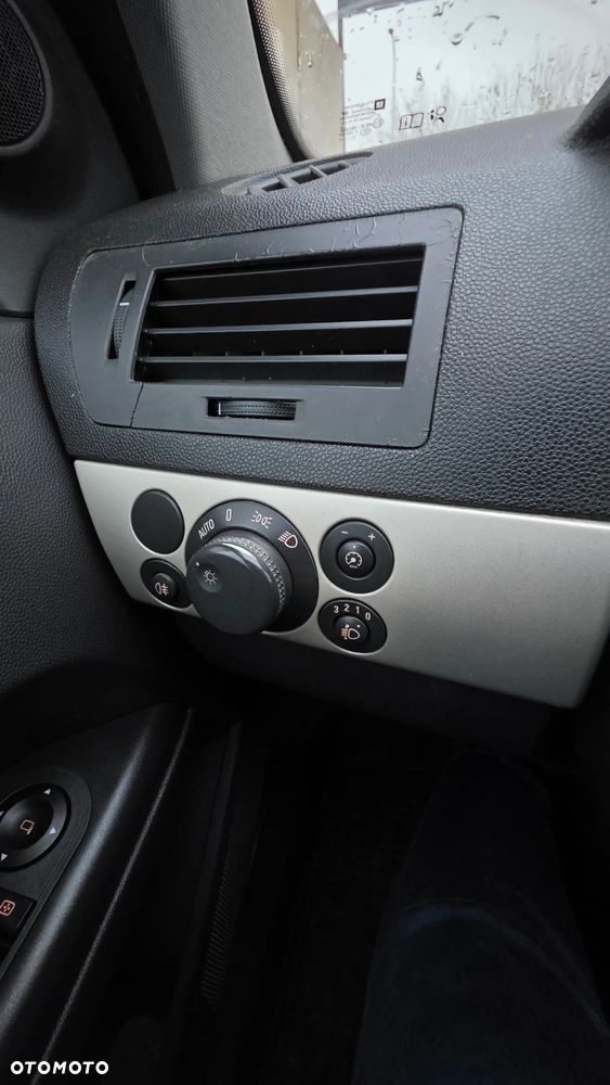 Opel Astra 1.7 CDTI DPF Color Edition - 32