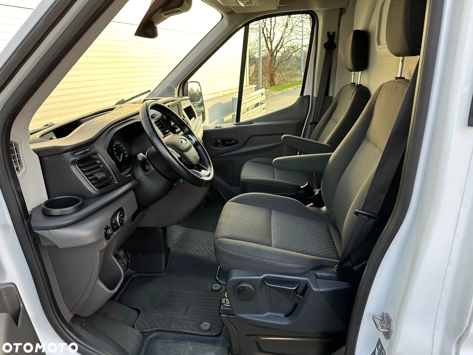 Ford Transit - 13
