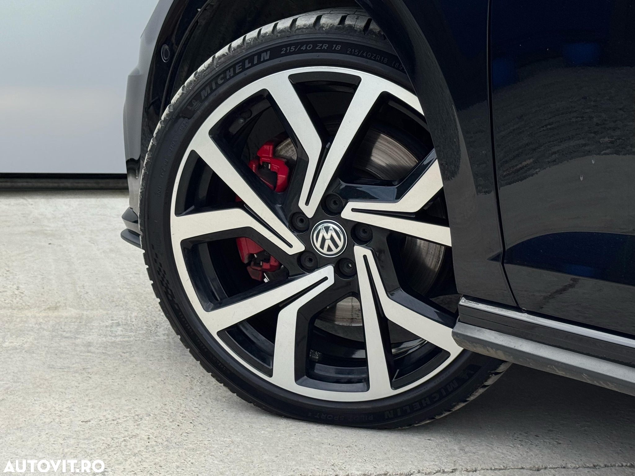 Volkswagen Polo 2.0 TSI OPF DSG GTI - 24