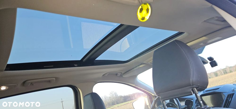 Ford Kuga 2.0 TDCi AWD Titanium - 12