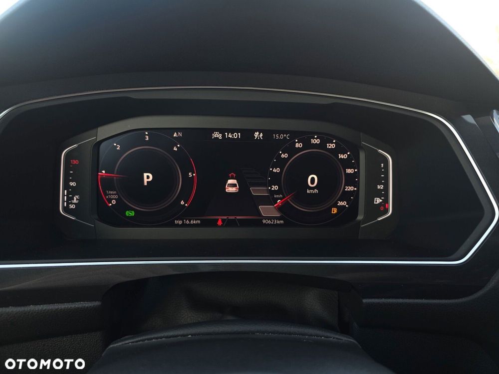 Volkswagen Tiguan - 29