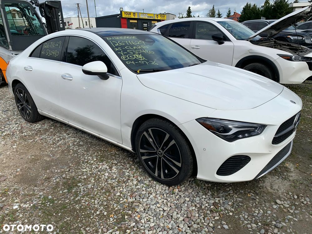 Mercedes-Benz CLA - 9