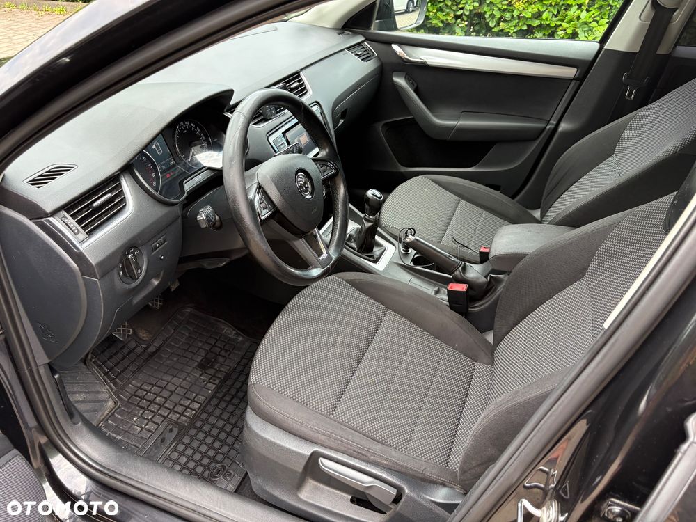 Skoda Octavia 1.6 TDI Ambition - 16