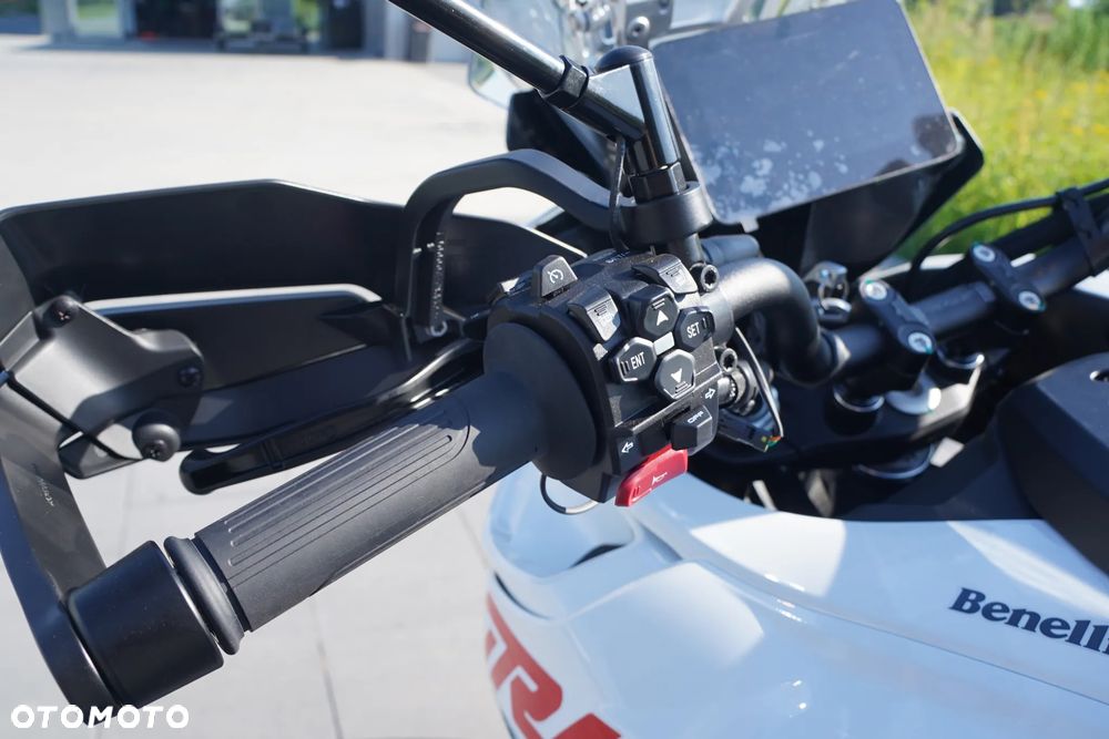 Benelli Inny - 10