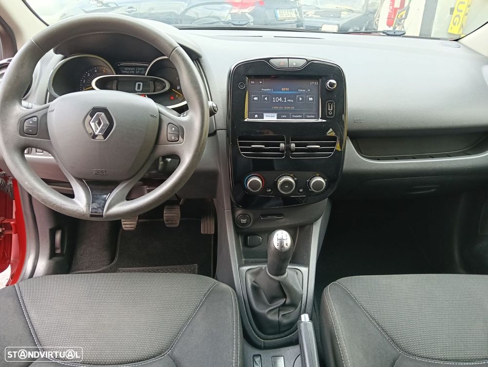 Renault Clio 1.5 dCi Dynamique S - 9