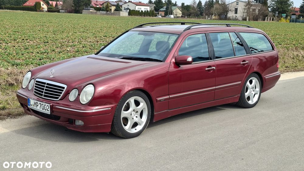 Mercedes-Benz Klasa E - 8