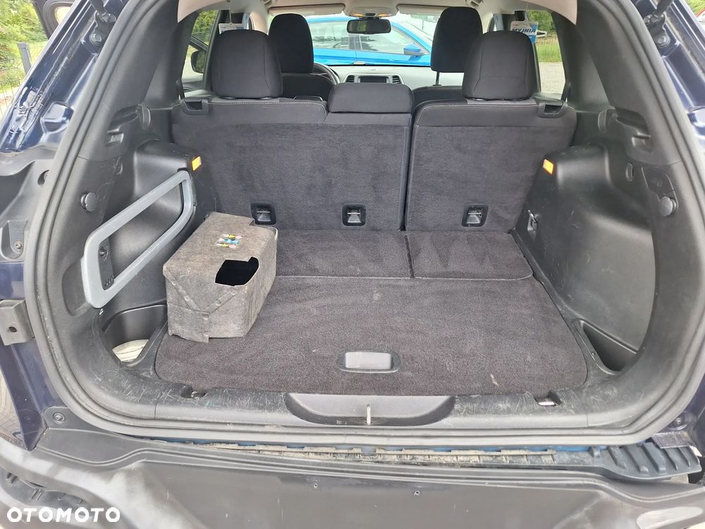 Jeep Cherokee - 17