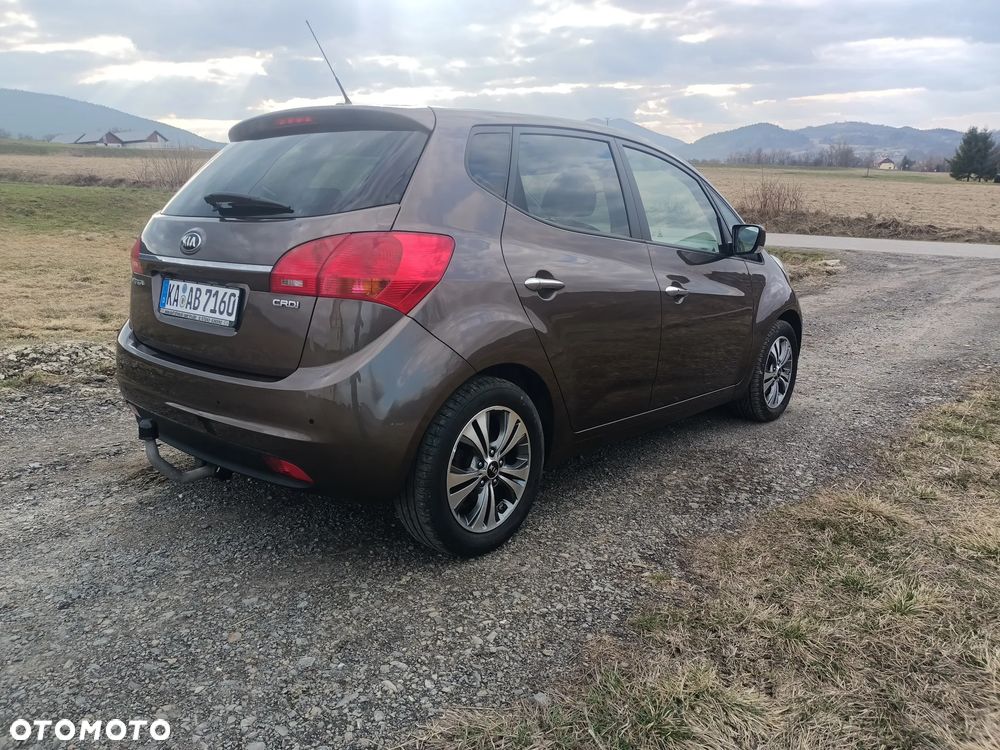Kia Venga - 12
