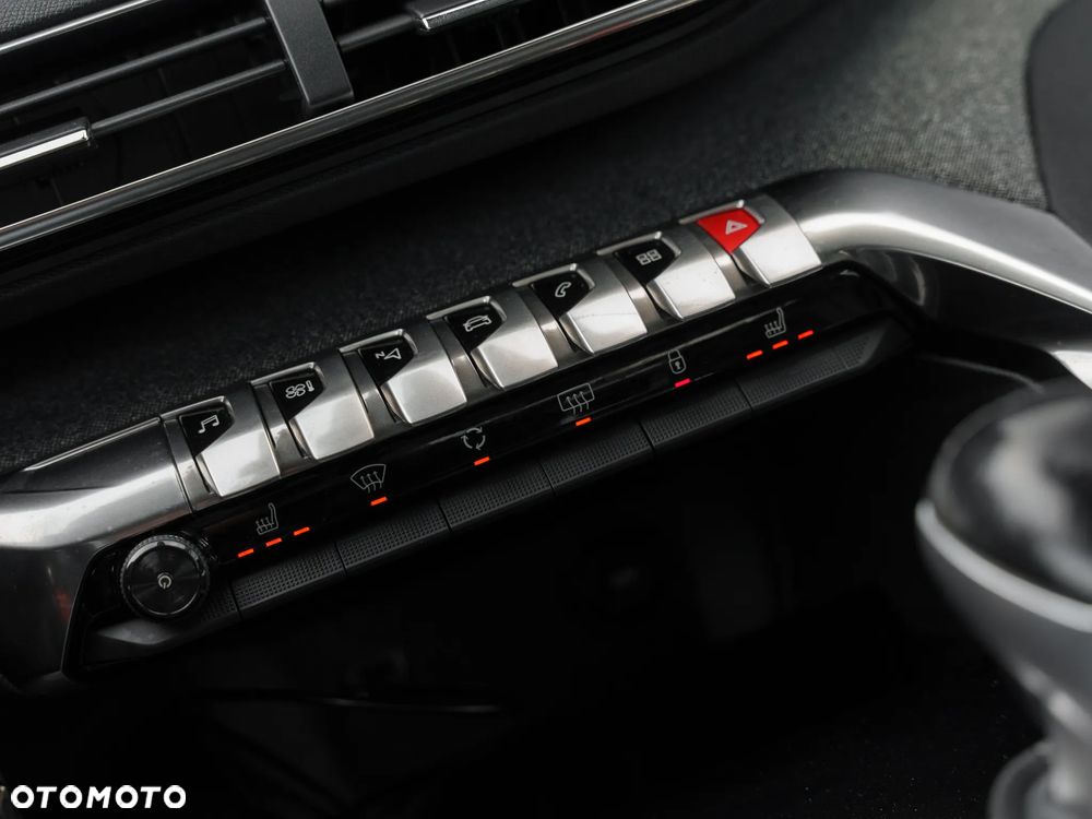 Peugeot 3008 BlueHDi 120 Stop & Start Allure - 29