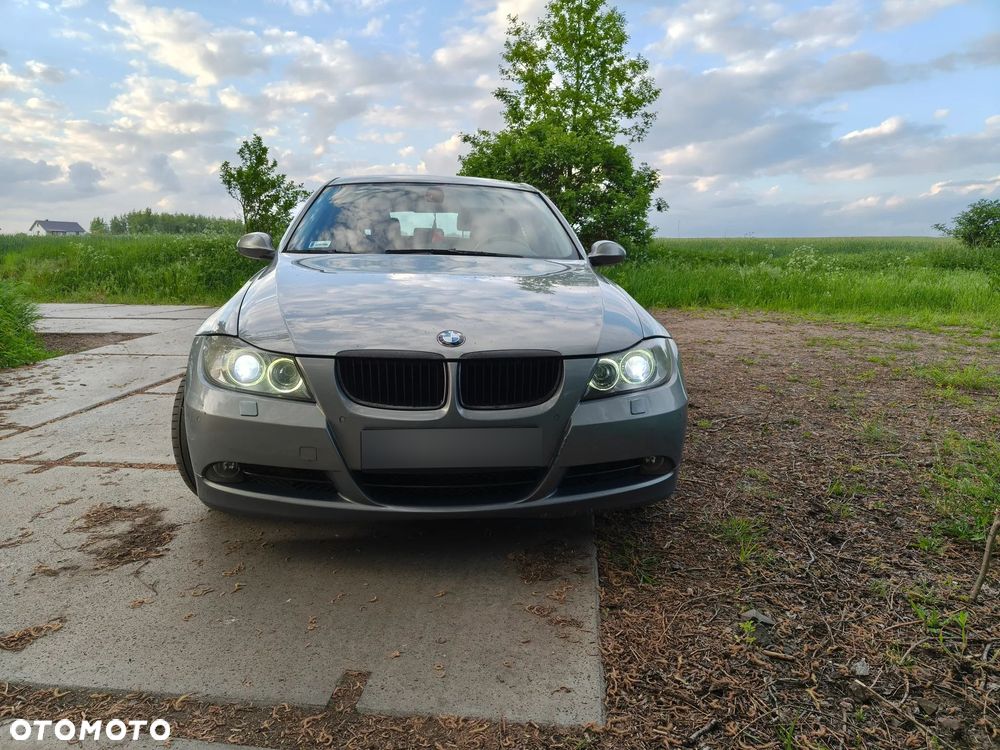 BMW Seria 3 330xi - 3