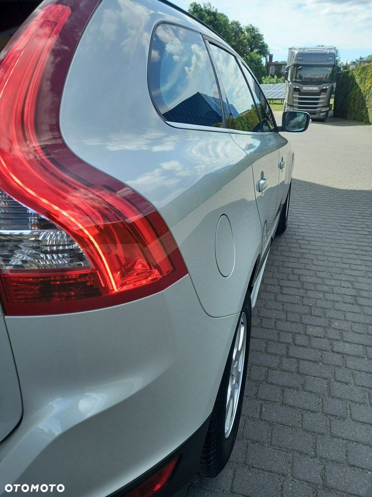 Volvo XC 60 DRIVe Momentum - 18