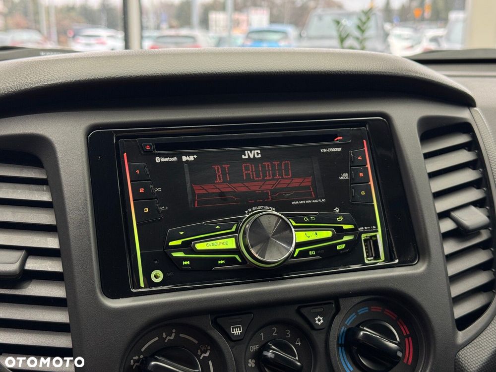 Mitsubishi L200 2.4 d DC Invite EU6 - 28