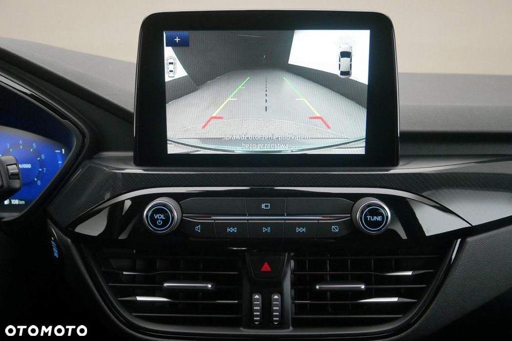 Ford Kuga - 19