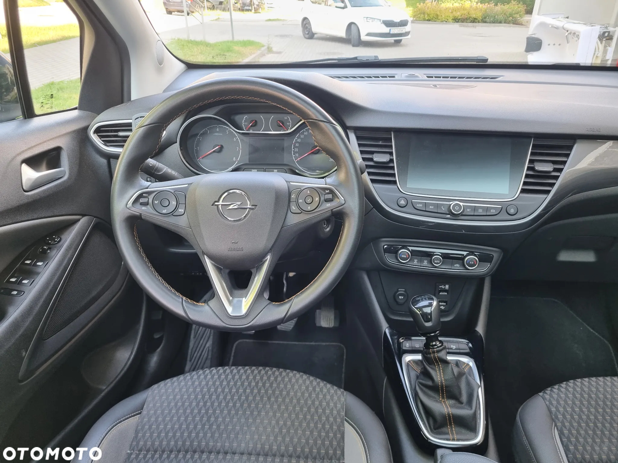 Opel Crossland X 1.2 T Elite S&S - 9