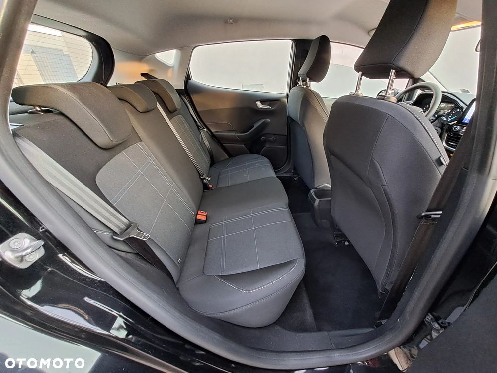 Ford Fiesta - 8