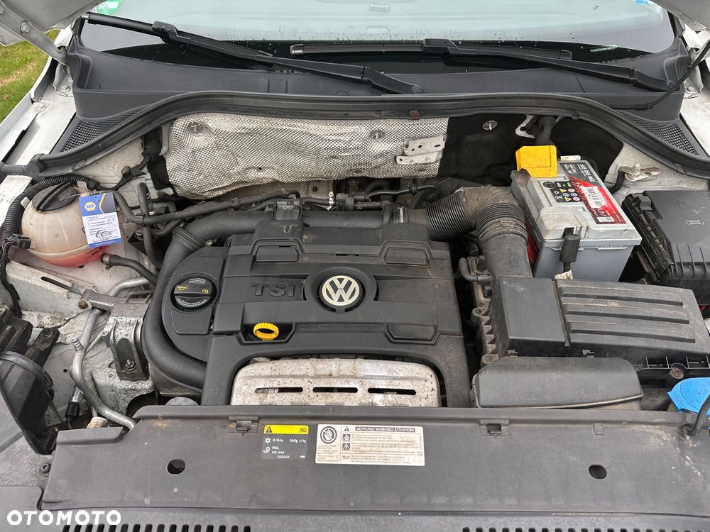 Volkswagen Tiguan - 19