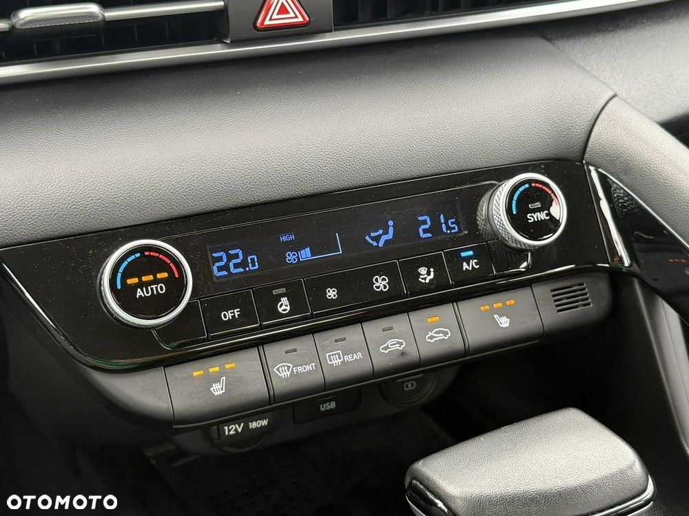 Hyundai Elantra 1.6 Smart CVT - 28